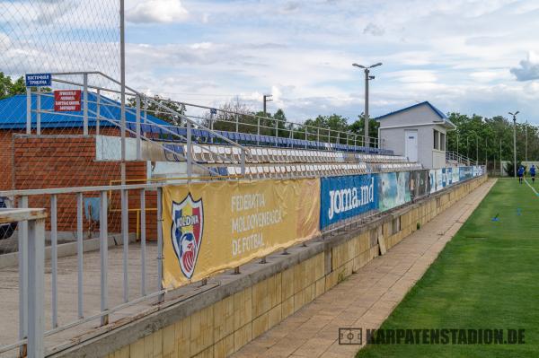 Stadionul Dinamo-Auto - Tîrnauca