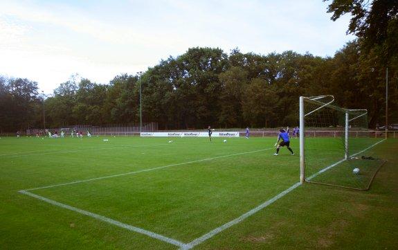 Wildparkstadion Platz 2 - Karlsruhe-Innenstadt-Ost