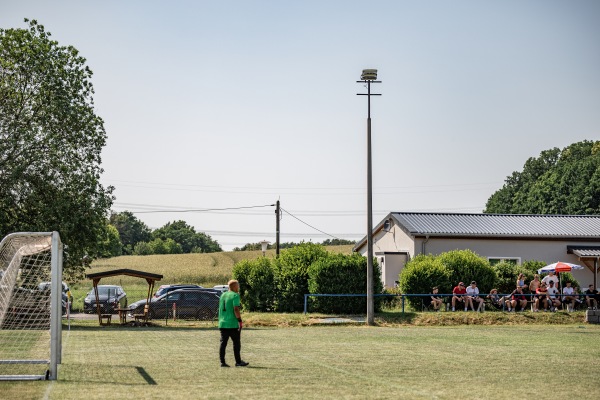 Sportplatz Schmölln - Schmölln-Putzkau