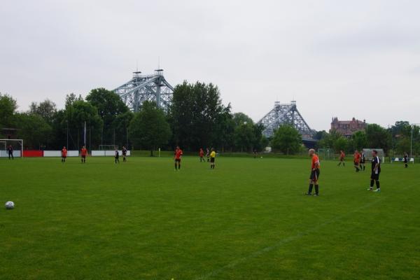 Sportplatz am Blauen Wunder - Dresden-Loschwitz