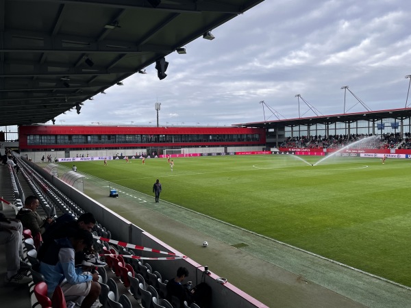 Stadion im FC Bayern Campus - München-Neuherberg