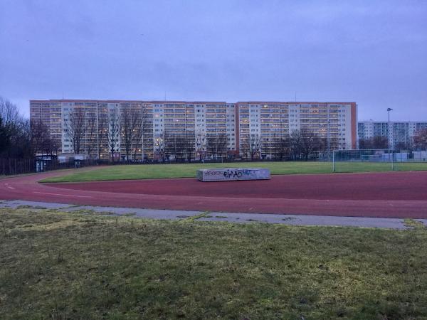 Sportanlage Walter-Felsenstein-Straße - Berlin-Marzahn