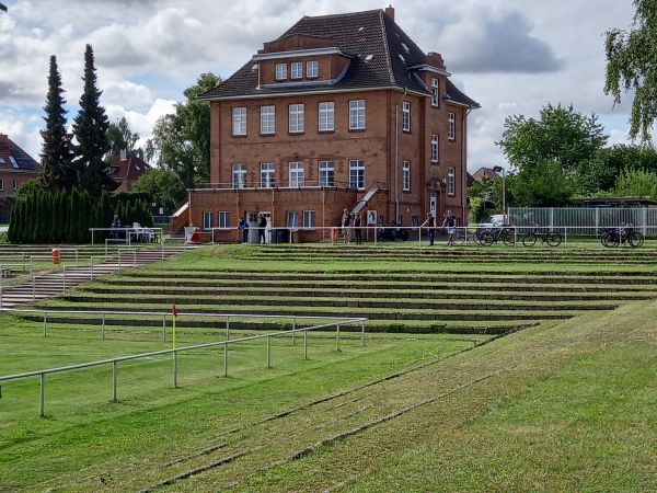 Jahn-Sportplatz - Wismar