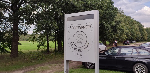 Sportplatz Lindwedel B - Lindwedel