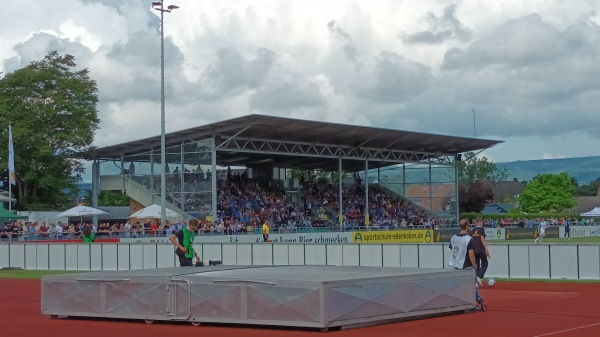 Sportstadion Blumengarten im Sportzentrum - Ingelheim/Rhein