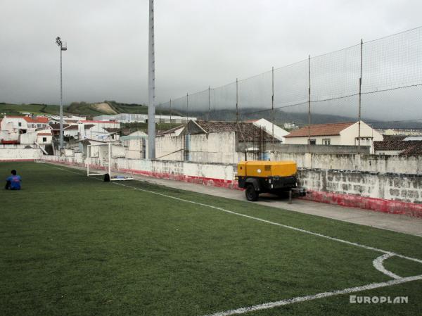 Campo de Jogos da Ponta Garça - Ponta Garça - Vila Franca do Campo (Ilha de São Miguel, Açores) 