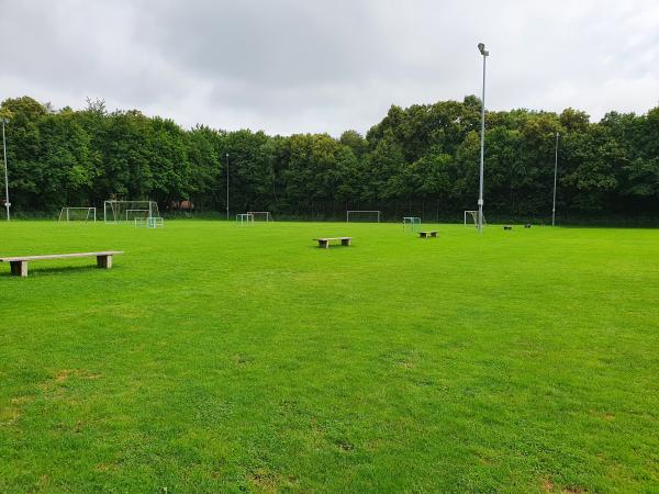 Bezirkssportanlage Bienenheimstraße Platz 2 - München-Lochhausen