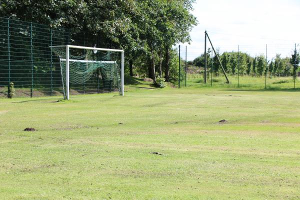 Sportplatz Grundschule - Westerholt/Ostfriesland-Willmsfeld