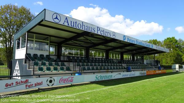 Sportplatz am Heideschlösschen - Itterbeck-Wielen