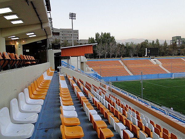 Rah Ahan Stadium (Ekbatan) - Tehrān (Teheran)