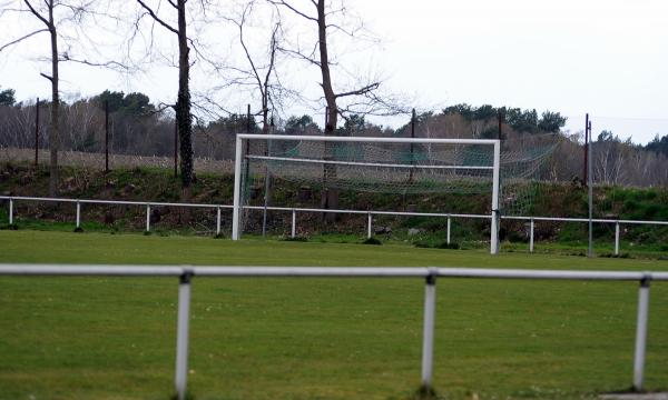 Sportplatz an der Mehrzweckhalle - Stöckse