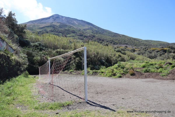 Campo di Calcio Stefano Scibilia - Stromboli