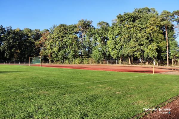 Stadion in der Schelmenhecke - Hatzenbühl 