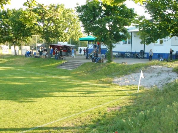 DJK-Platz Am Mühlburger Bahnhof - Karlsruhe-Mühlburg