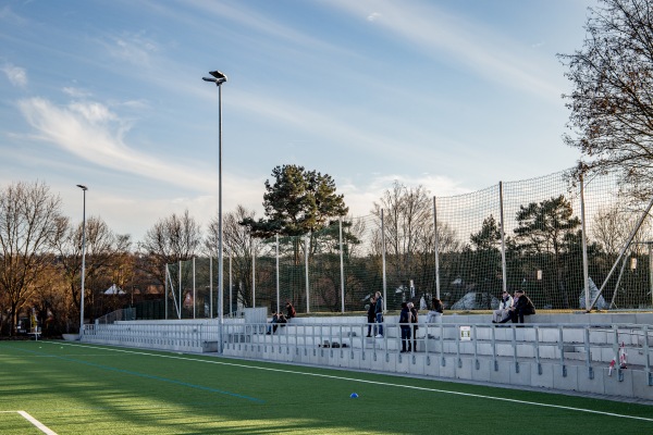 Gustav-Schickedanz-Stadion Nebenplatz 3 - Fürth/Mittelfranken-Oberfürberg