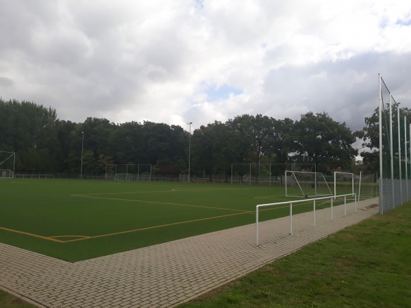 Stadion am Hölzchen Nebenplatz 3 - Stendal