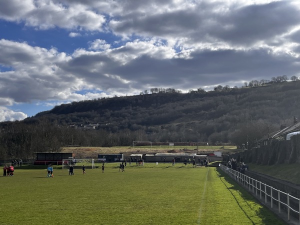 Glasbrook Field - Aberpennar (Mountain Ash), RCT