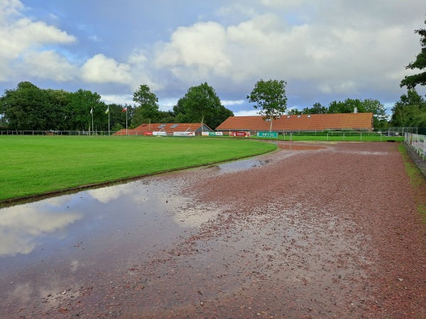 Sportanlage an der Schule - Osdorf