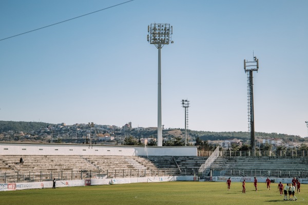 Gipedo Neas Efkarpias Makedonikou - Thessaloníki