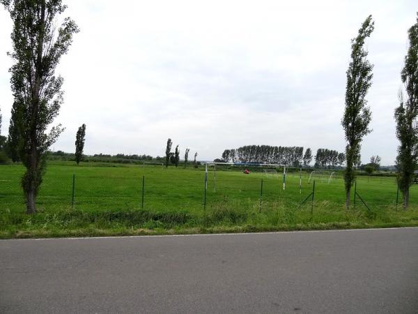Sportplatz Karl-Marx-Straße - Seegebiet Mansfelder Land-Lüttchendorf