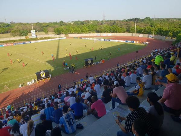 Estadio Complejo Deportivo Moca 86 - Moca