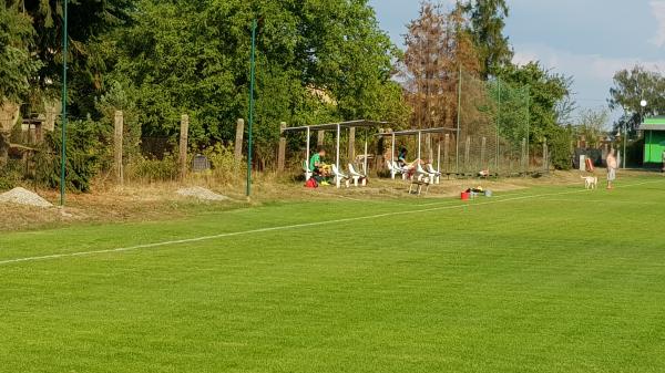 Fotbalové hřiště Chválkovice - Olomouc -  Chválkovice