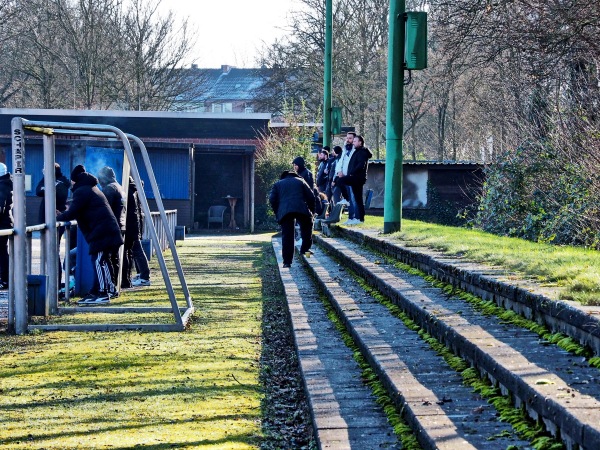 Bezirkssportanlage Reckfeldstraße Platz 2 - Gelsenkirchen-Bismarck