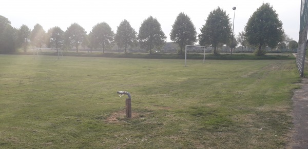 Sportplatz Hubertusstraße - Geilenkirchen-Tripsrath