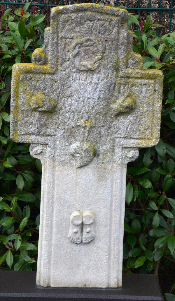 Das namensgebende Beckers Kreuz unweit vom Platz