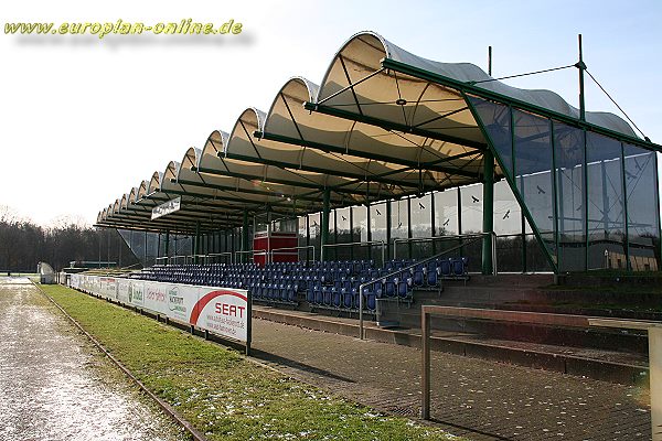 Walter-Bettges-Stadion - Langenhagen