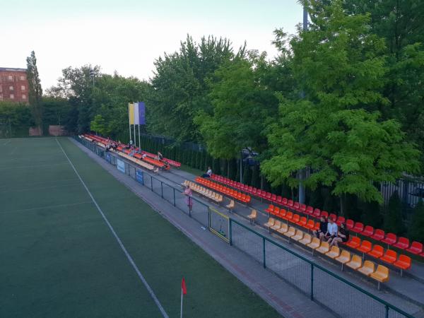 Stadion DOSiR Kaweczynska - Warszawa