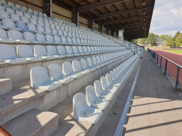 Stadion Bezirkssportanlage Karl-Hohmann-Straße - Düsseldorf-Benrath