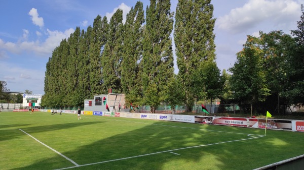 Sportplatz Donaufeld - Wien