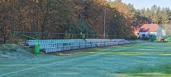 Boisko Rybak w Parowej - Parowa