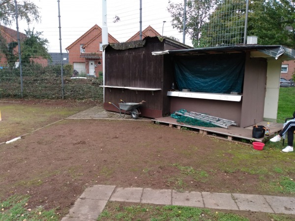Sportanlage Karolingerstraße Platz 2 - Niederzier-Huchem-Stammeln