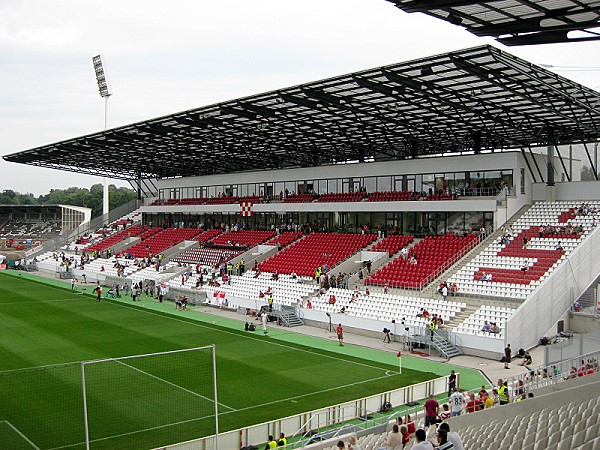 Stadion an der Hafenstraße - Essen/Ruhr-Bergeborbeck