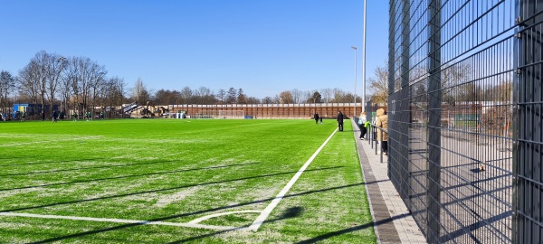 Bezirkssportanlage Döhren B-Platz - Hannover-Döhren