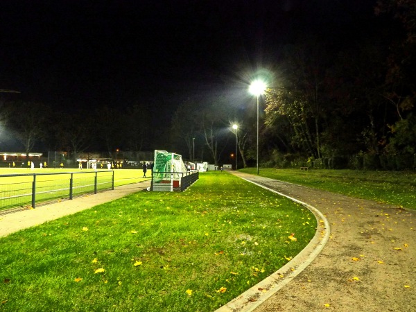 Sportplatz am Volkshaus / Stratmanns Hof - Herne-Röhlinghausen