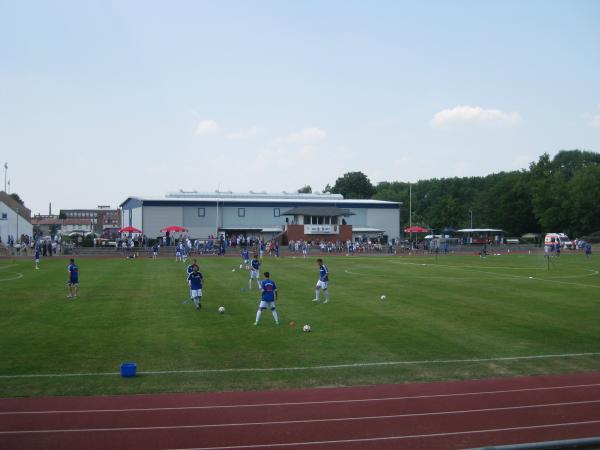 Parkstadion - Burg bei Magdeburg