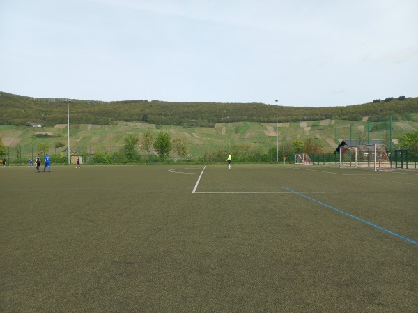 Sportplatz Am Kreisel - Piesport-Niederemmel