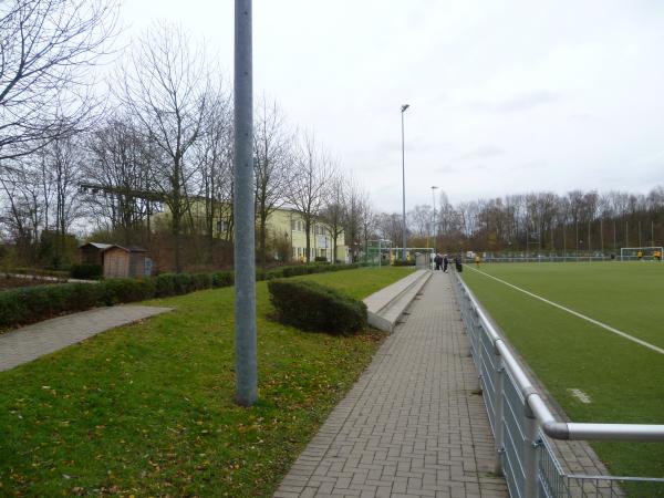 PCC-Stadion Nebenplatz 1 - Duisburg-Homberg