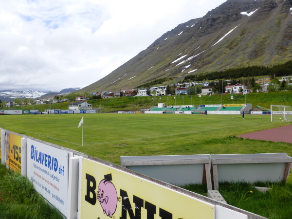 Kerecisvöllurinn - Ísafjörður