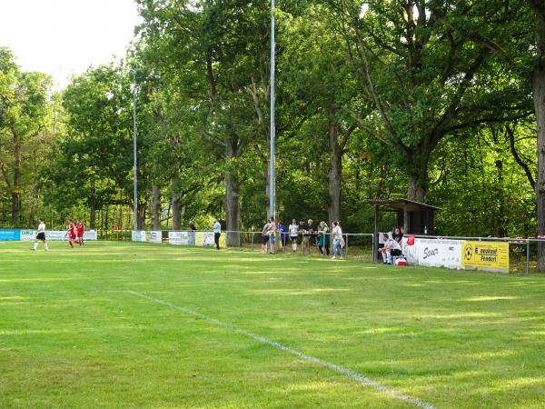 Sportplatz Zur Hoor - Gladenbach-Mornshausen