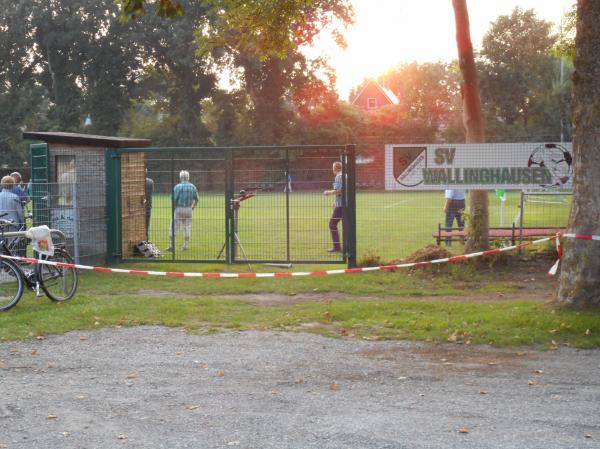 Sportplatz an der Schule - Aurich/Ostfriesland-Wallinghausen