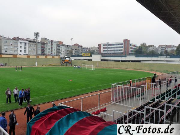 Bayrampaşa Çetin Emeç Stadyumu - İstanbul