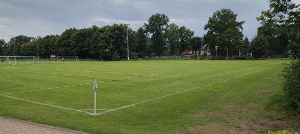 Sportanlage Dorfstraße B-Platz - Burgdorf-Heessel