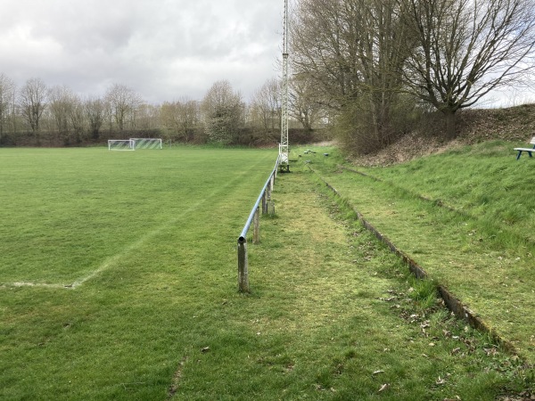 Stadion An der Lehmkaute - Borken/Hessen-Großenenglis 