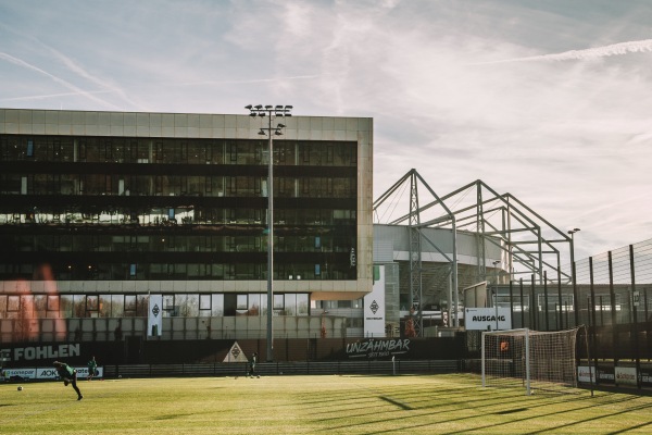 Fohlenplatz / Trainingsgelände am BORUSSIA-PARK Platz 10 - Mönchengladbach