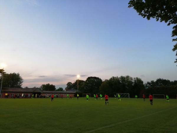 Sportanlage Schulstraße B-Platz - Wagenfeld-Hasslingen