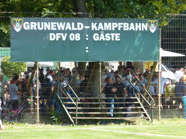 Grunewald-Kampfbahn - Duisburg-Hochfeld